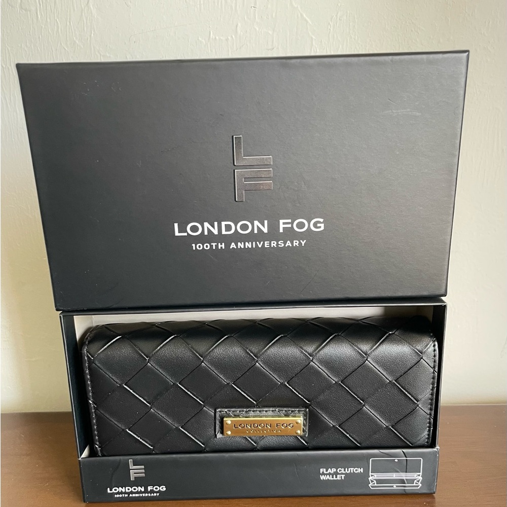 London Fog Black Quilted Clutch Wristlet